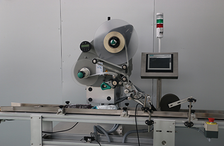 紙盒平面貼標(biāo)機(jī)