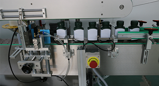 全自動貼標簽設備是什么？有什么作用？