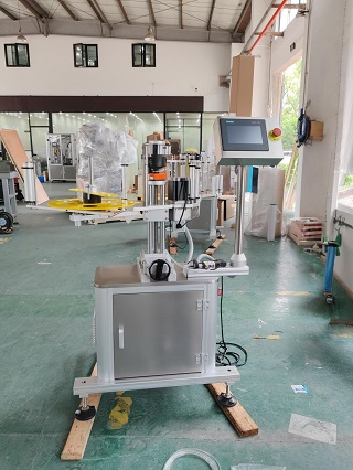 2025.8.1蘇州昆山簡易側面不干膠貼標機4臺